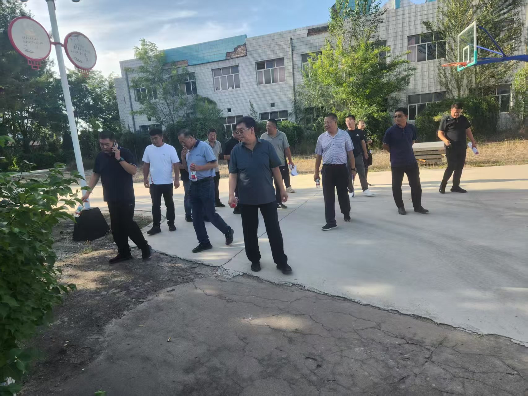 鞍山市硅PU球场混合型塑胶跑道 - 厂家